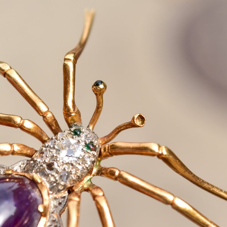 Art Deco 14K Diamond Encrusted Amethyst Spider Brooch, Scalloped White Gold Edges, Green Emerald Accents, 2 1/2 image 8
