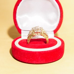 Estate 14K Diamond Cluster Bombe Ring, 2.25 TCW, Stippled Yellow Gold Band, Vintage Engagement Ring, 7 US image 7