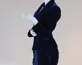 rare F/W 2002 documented Yves Saint Laurent by Tom Ford velvet suit