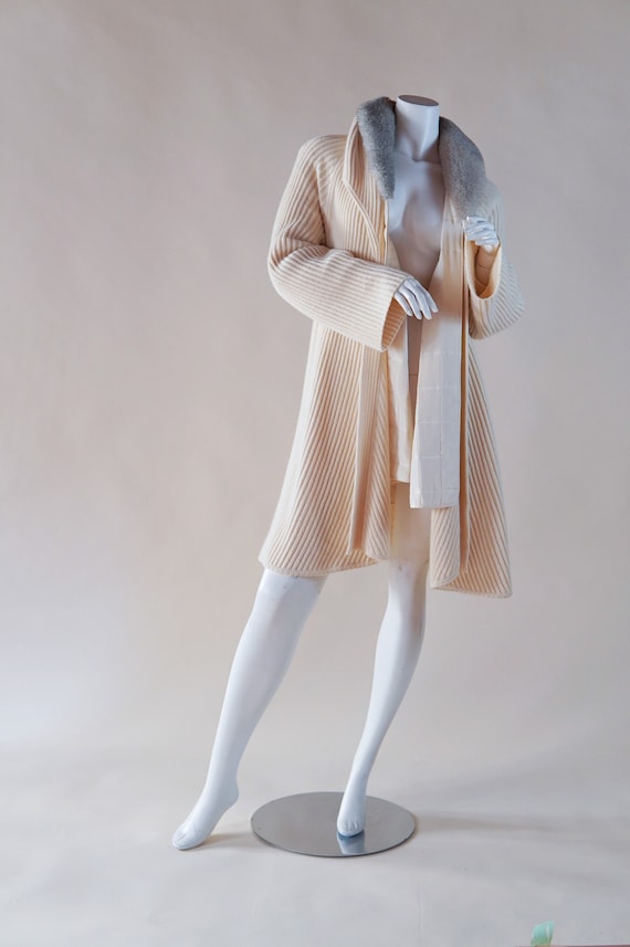 Gianfranco Ferre 1980s cream and white wool sweate