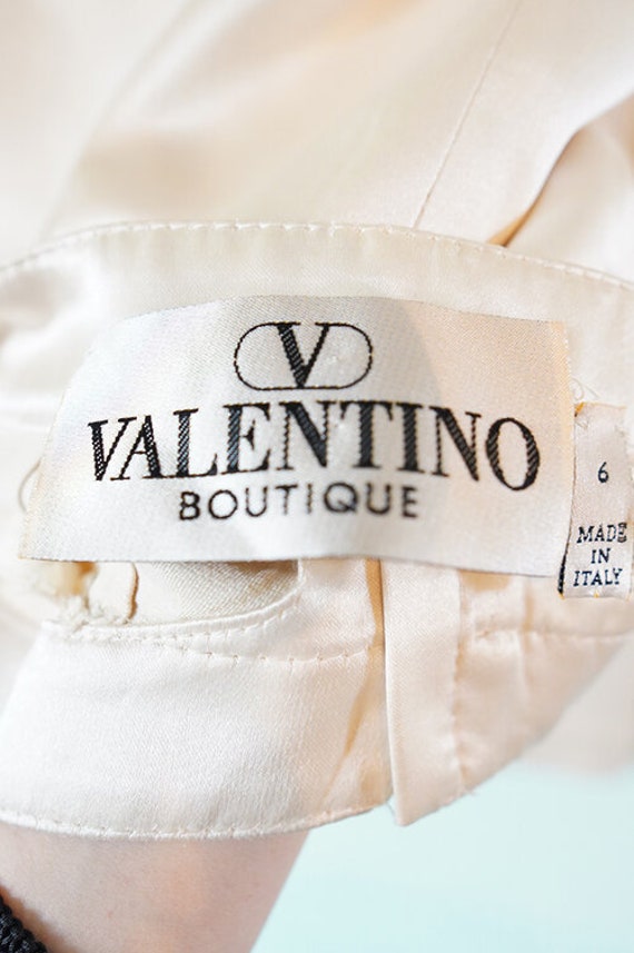 1990s Valentino Boutique silk satin pants in crea… - image 7