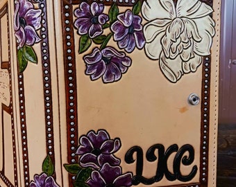 Leather bible cover/holder custom tooled design