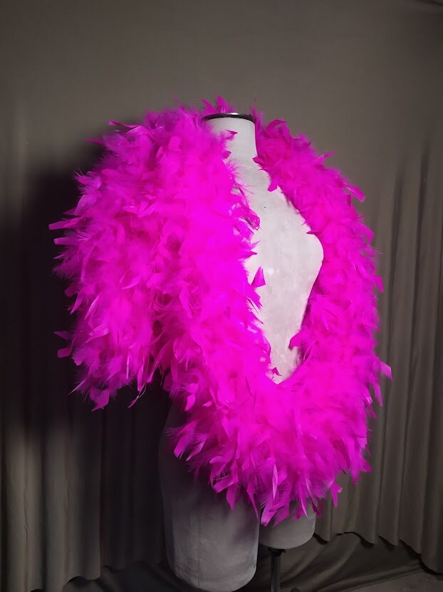 Fuchsia Color Feather Boa Heavy Weight 115 Grams Chandelle Feather Boa