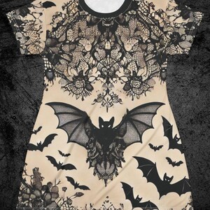 Vestido estilo camiseta para mujer: encaje gótico de murciélago, diseño de Halloween de guardián silencioso