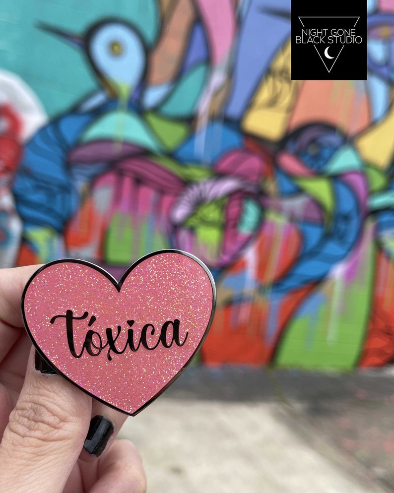 Enamel Pin La T\u00f3xica Holographic Sticker