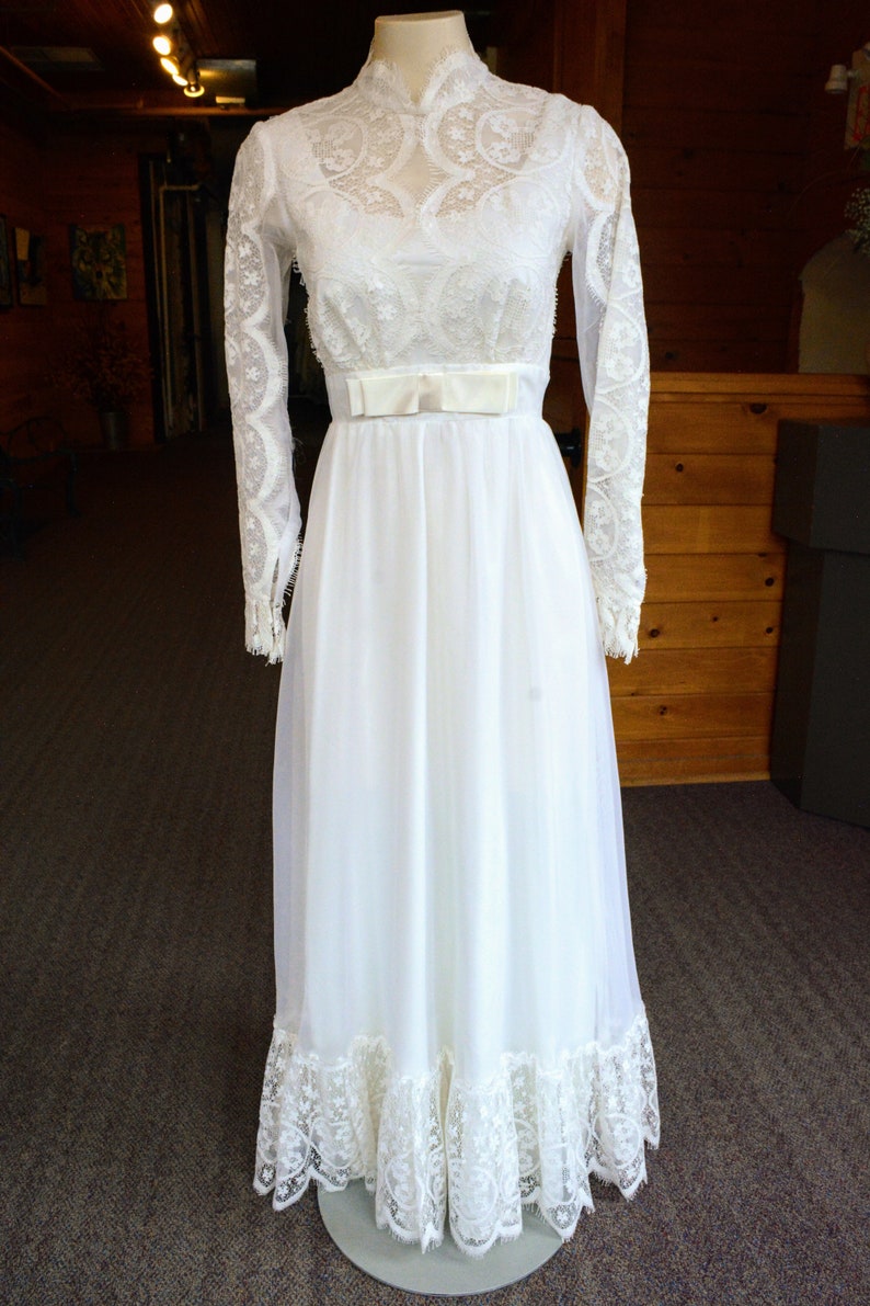 Long sleeved high neck vintage gown #716