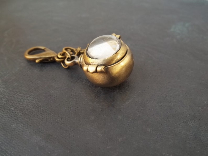 Cremation Jewelry Keepsake Magnifying Pendant Locket Vintage Style Stash Box Keychain Fillable Glass Urn Ashes Key Women Memorial Gift