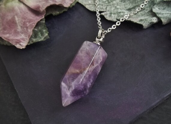 amethyst urn necklace