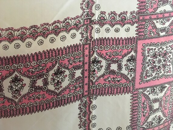 Pink and White Paisley Scarf - image 4