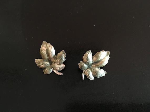 Silver Maple Leaf Earrings - image 1
