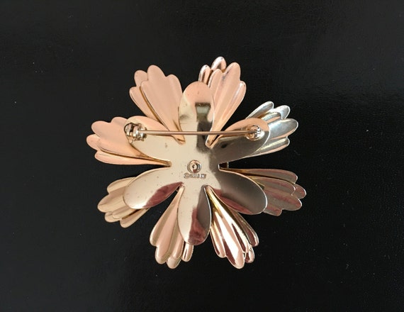 Sarah Coventry Gold Sunflower Brooch - image 2