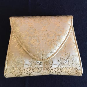 Gold Brokat Abendtasche mit langer Kette