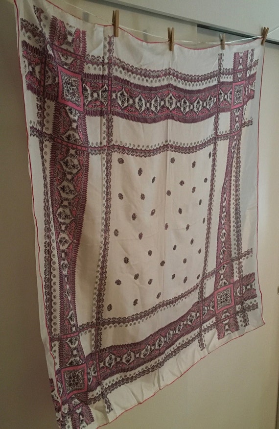 Pink and White Paisley Scarf - image 2