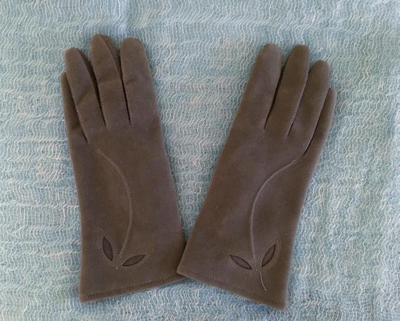 Vintage Smart Set Ltd. Gray Gloves