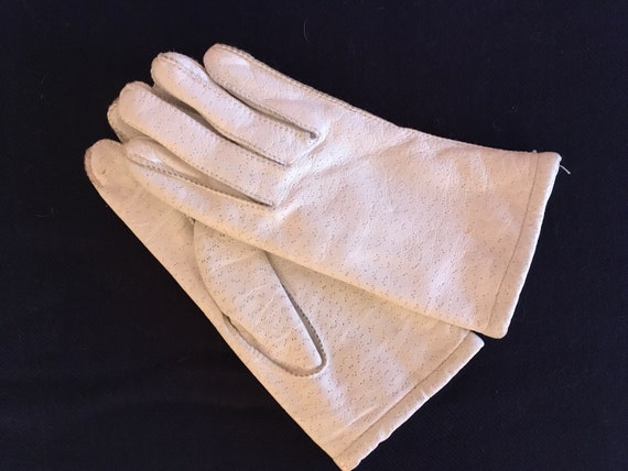 Short White Leather Gloves - image 1