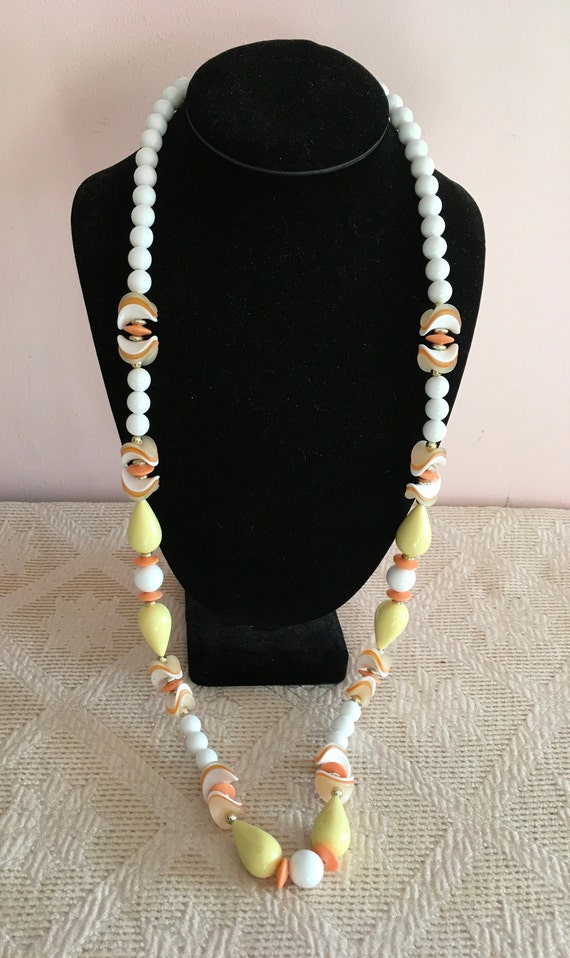 Vintage Pastel Yellow Orange and White Necklace