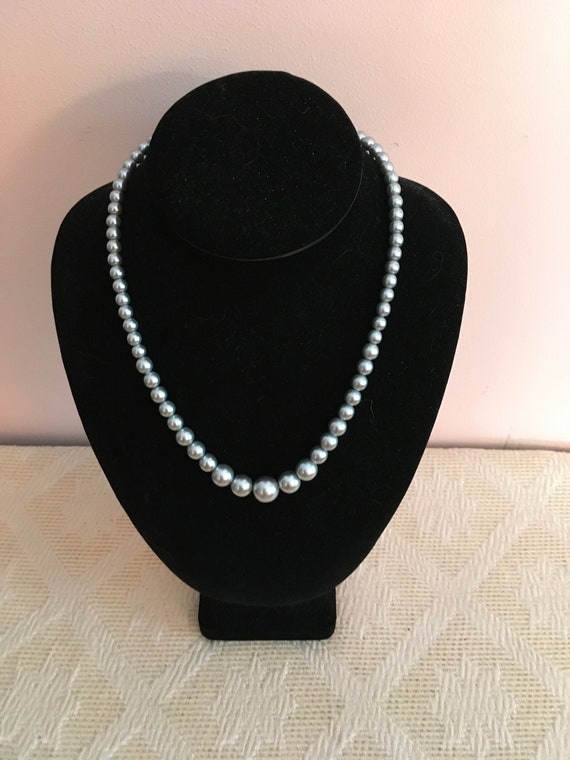 Gray Graduated Faux Pearls - image 6