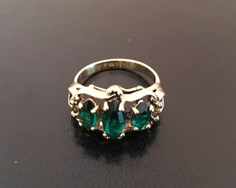 Green Stone Vargas Cocktail Ring