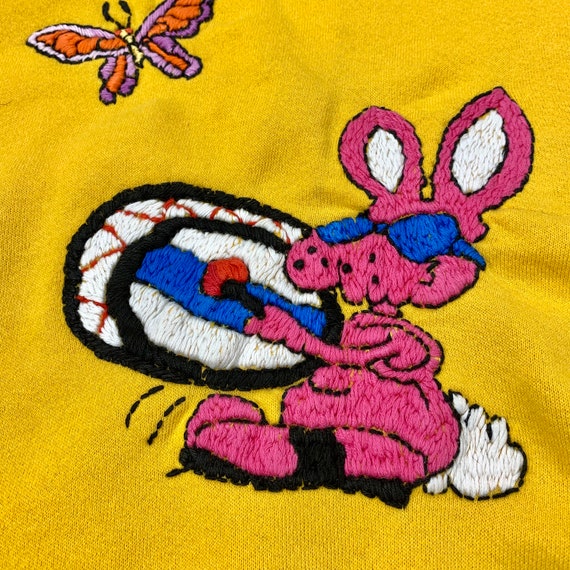 Vintage 1990’s Energizer Bunny Rabbit Crewneck Sw… - image 9