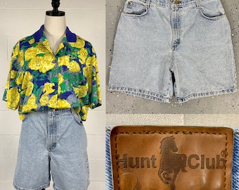 Vintage 1990's Light Stonewash Cotton Denim Mom Jean Shorts High Waist Classic Preppy Grunge Size 14 31" Waist