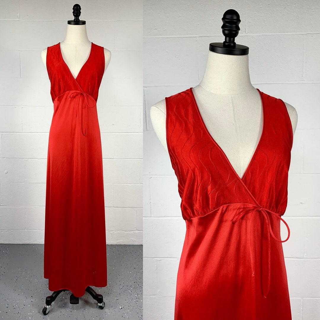 Vintage 1970's Jcpenney Bright Red Plunge Neck Nightgown Empire Waist