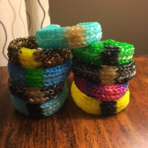 BUNDLE - Red vs Blue AI Bracelets - Rainbow Loom - Friendship Bracelets
