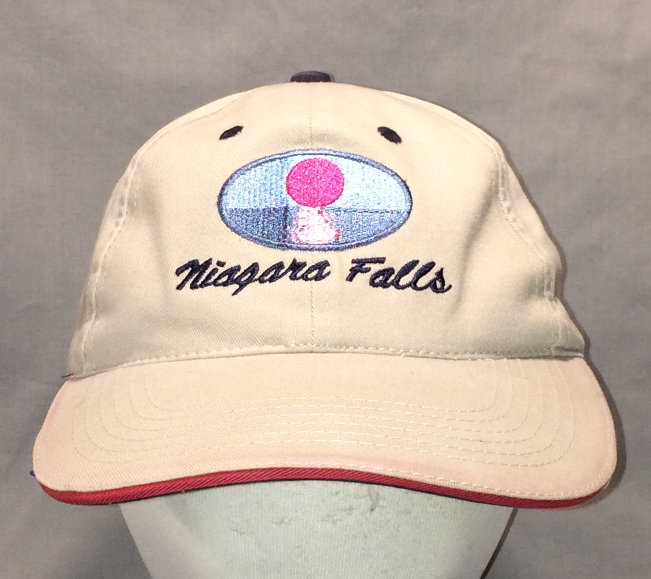 niagara caps