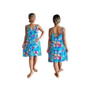 Robe courte hawaïenne à imprimé tropical avec poches, taille unique, convient aux petites et grandes tenues de plage