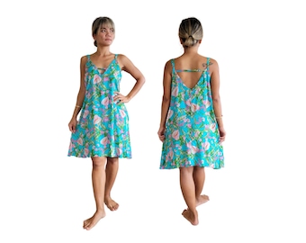 Short Hawaiian Tropical Print Dress with Pockets Free Size Fits Small-Large Beach Resort Wear