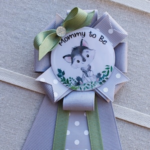 Mini Sized Woodland / Wolf Mommy to Be Corsage, Mommy to Be Pin, Woodland Baby Shower, Woodland Shower, Mommy to Be Corsage, Baby Wolf Pin