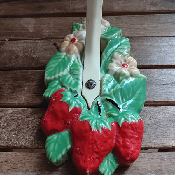 Vintage 1940's Ceramic Strawberries Flowers Wall Lamp Farm House Art Deco Kitchen Wall Sconce Lamp Metal Works Kitchen Decor