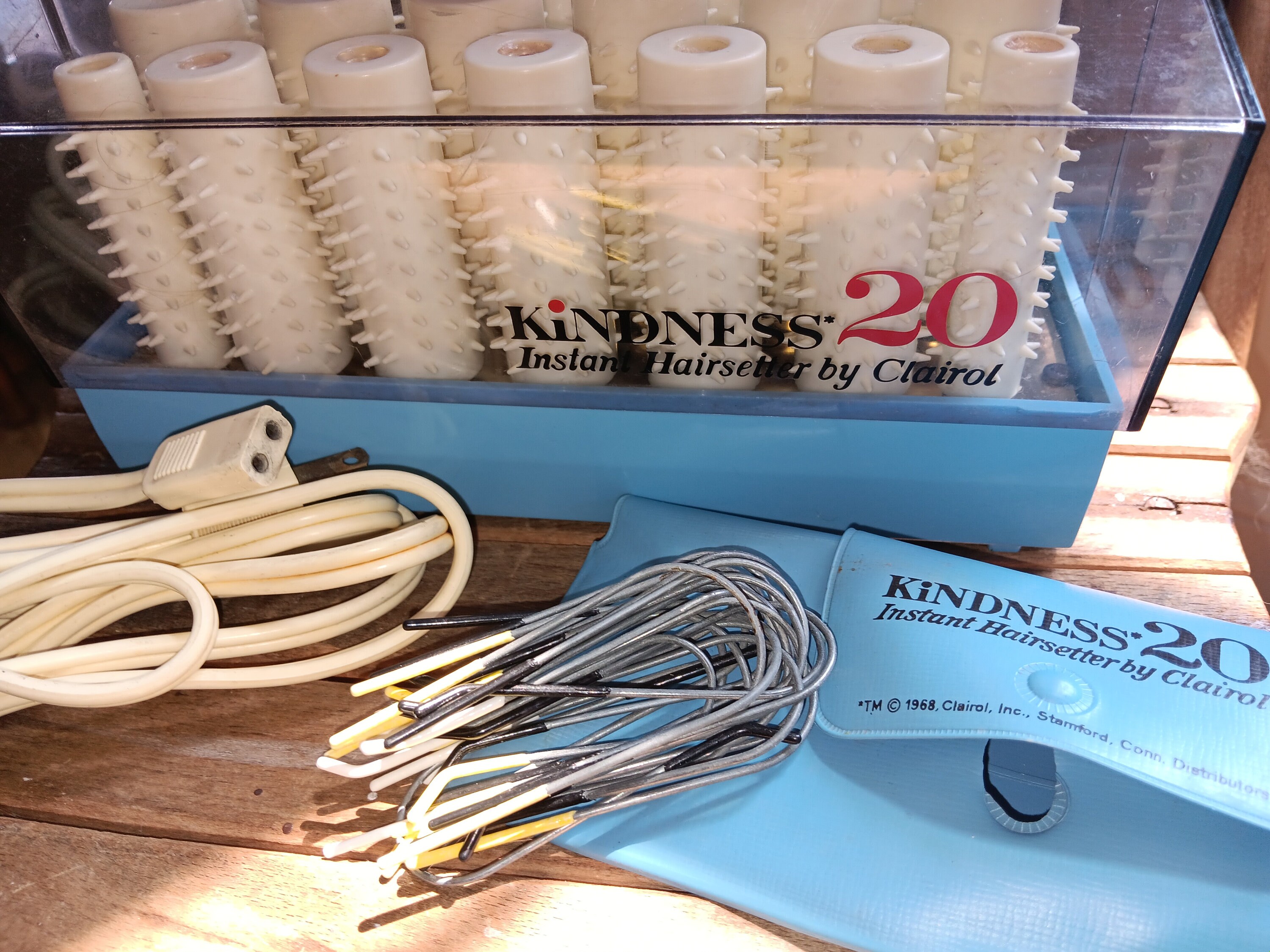 Vintage 1960's Clairol Hair Rollers Pins Kindness Instant
