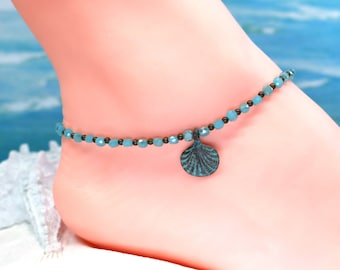Delicate boho anklet, girlfriend gift, beach shell