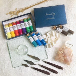 12 sets of natural+man made segments, including Glass Muller and glass color palettes, Arabic gum, and other tools Suimolly handmade pigment