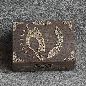 Vikings - Bear - Bjorn - Berserker themed mini wooden jevelery box/casket