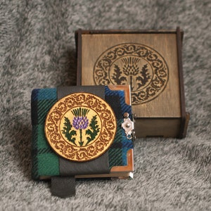 Série Thistle of Scotland Cahier à carreaux en laine fait main dans une boîte en bois