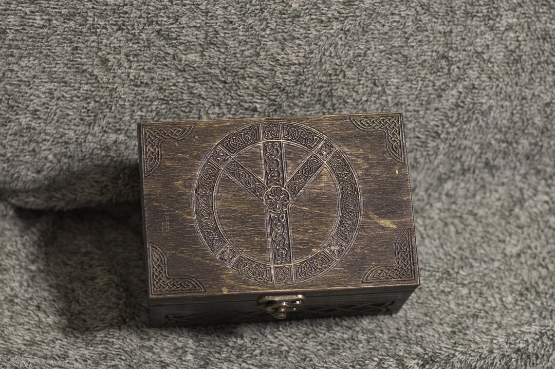 Secret Compartment Algiz Rune - Protection - Valkyries - Themed ...