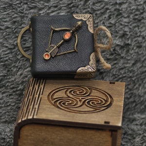"Handgemachtes Notizbuch aus ""Celtic Legend"" (Lederpapier)"