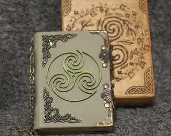 Celtic Triskel series Handmade leather craft paper notebook in wooden box