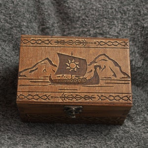 Secret Compartment Vikings - Drakkar themed jevelery box/casket with hidden section