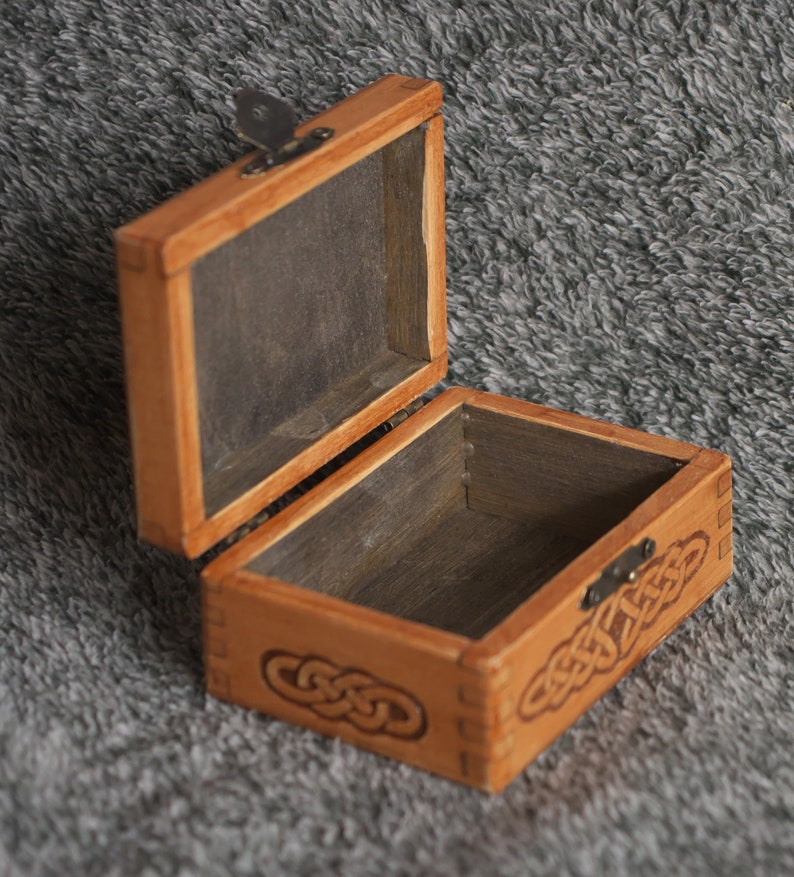 Protection Valkyrie themed mini wooden jevelery boxcasket Algiz rune
