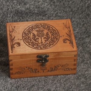 The Thistle of Scotland themed wooden jevelery box/casket