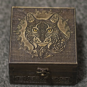 Lynx themed wooden jevelery box/casket - hidden compartment possible