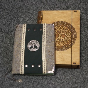 Irlande Arbre\triskel\ sur le thème Série de carnets de notes en papier vert à carreaux en laine fait main dans une boîte en bois