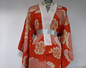 Original Traditional Japanese Vintage Nagajuban Red and White Silk Kimono Handmade Hand stitched 1960/'s Silk Boho Hippie silk Lined robe