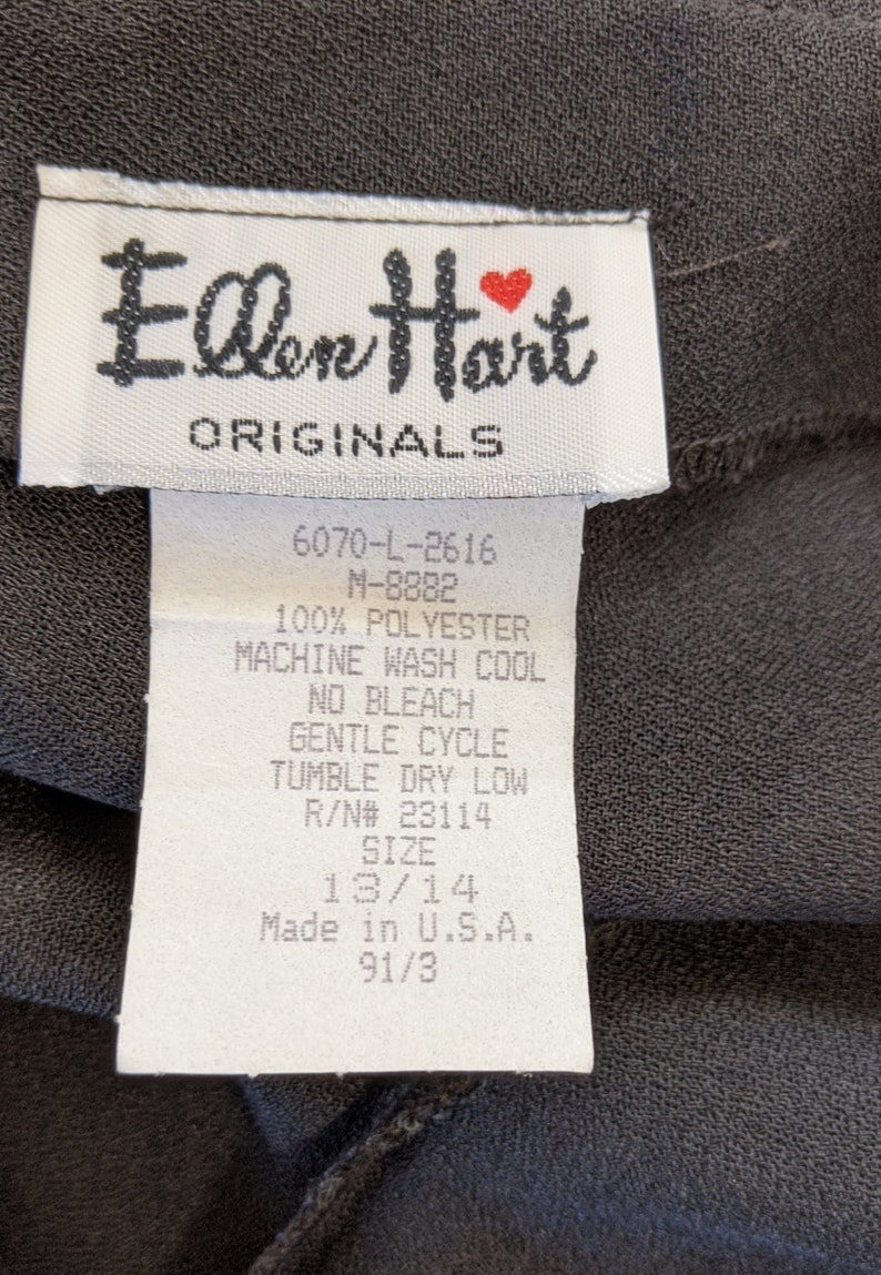 Vintage Black Short Cocktail dress Plunging V back White collar Back Zipper Short Dolman sleeve Size 1314 Made in USA Polyester 1980/'s
