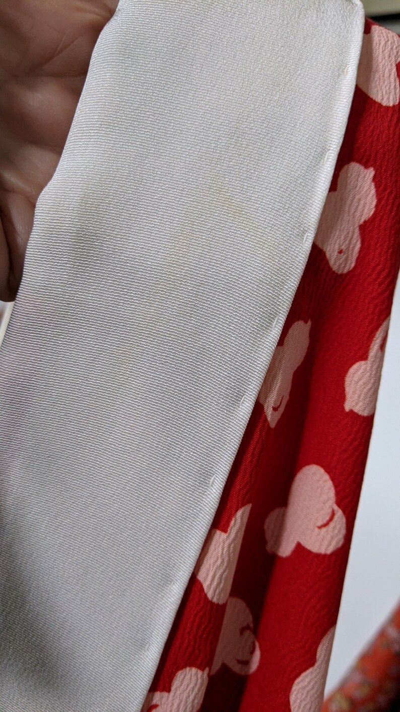 Original Traditional Japanese Vintage Nagajuban Red and White Silk Kimono Handmade Hand stitched 1960/'s Silk Boho Hippie silk Lined robe