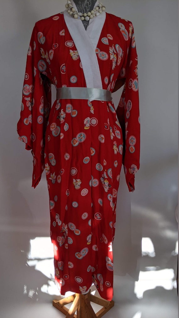 Original Traditional Japanese Vintage Nagajuban Red and White Silk Kimono Handmade Hand stitched 1960/'s Silk Boho Hippie silk Lined robe