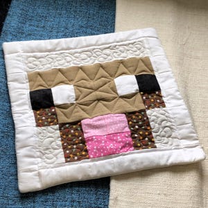 Minecraft Inspired Patchwork Mobhead Cushion Cover ~ Sheep - White OR Yellow 画像 2