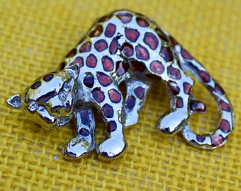 Broche léopard vintage avec taches en émail marron et yeux en strass